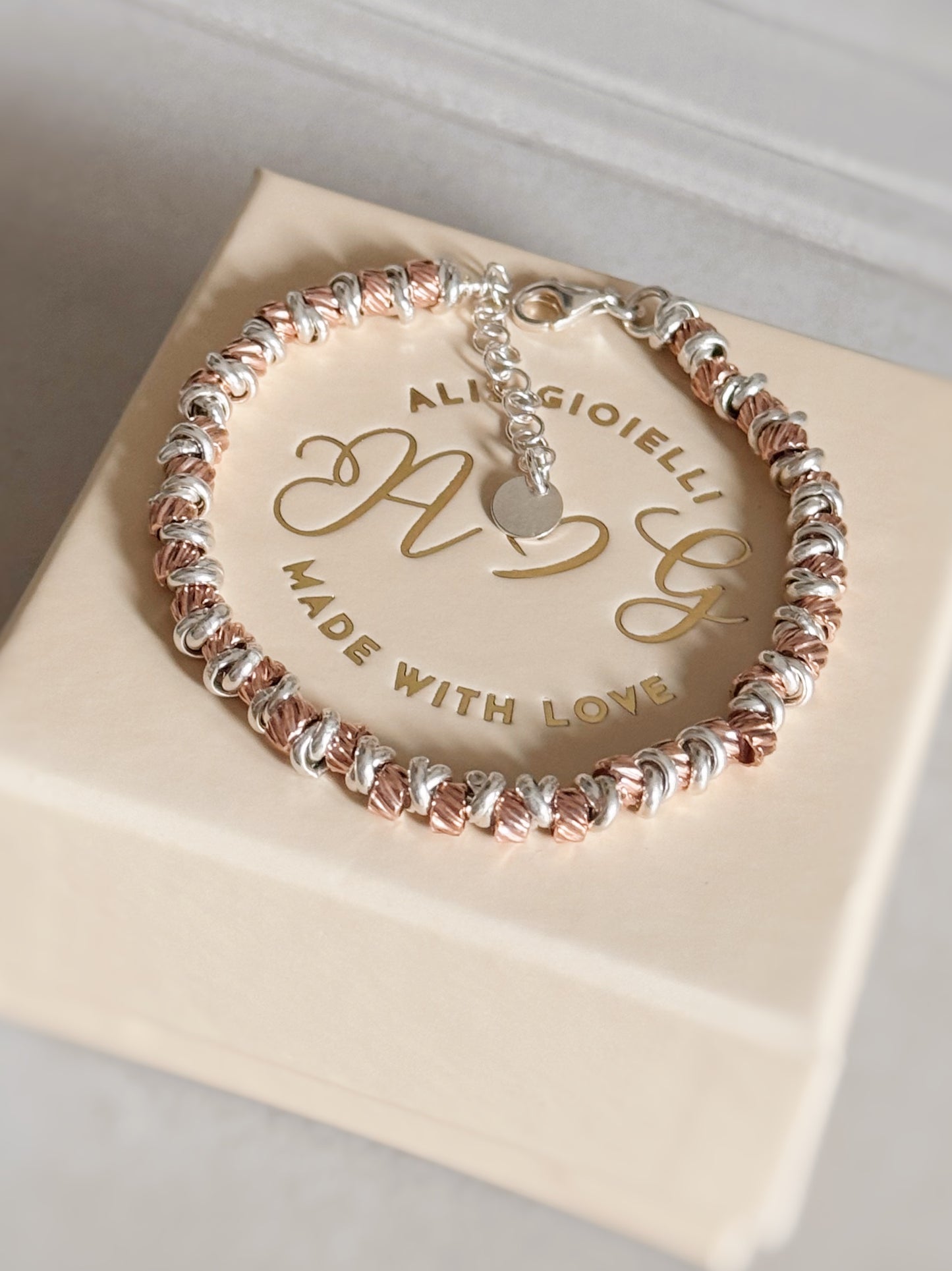 Bracciale nodini e quadratini