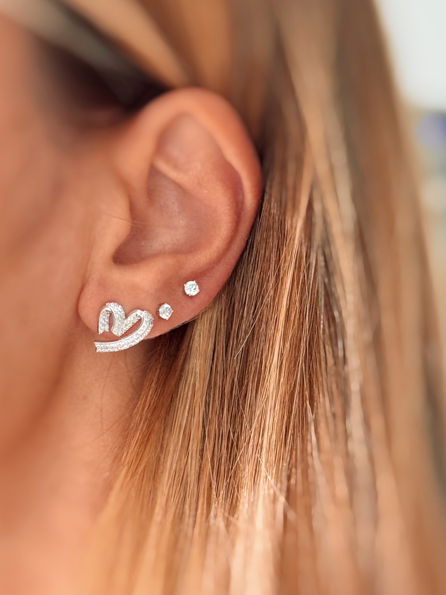 Orecchini cuore intrecciato