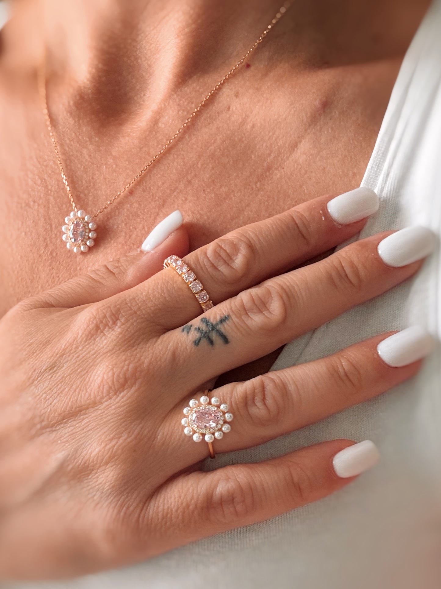 Anello Margherita con zircone e perle
