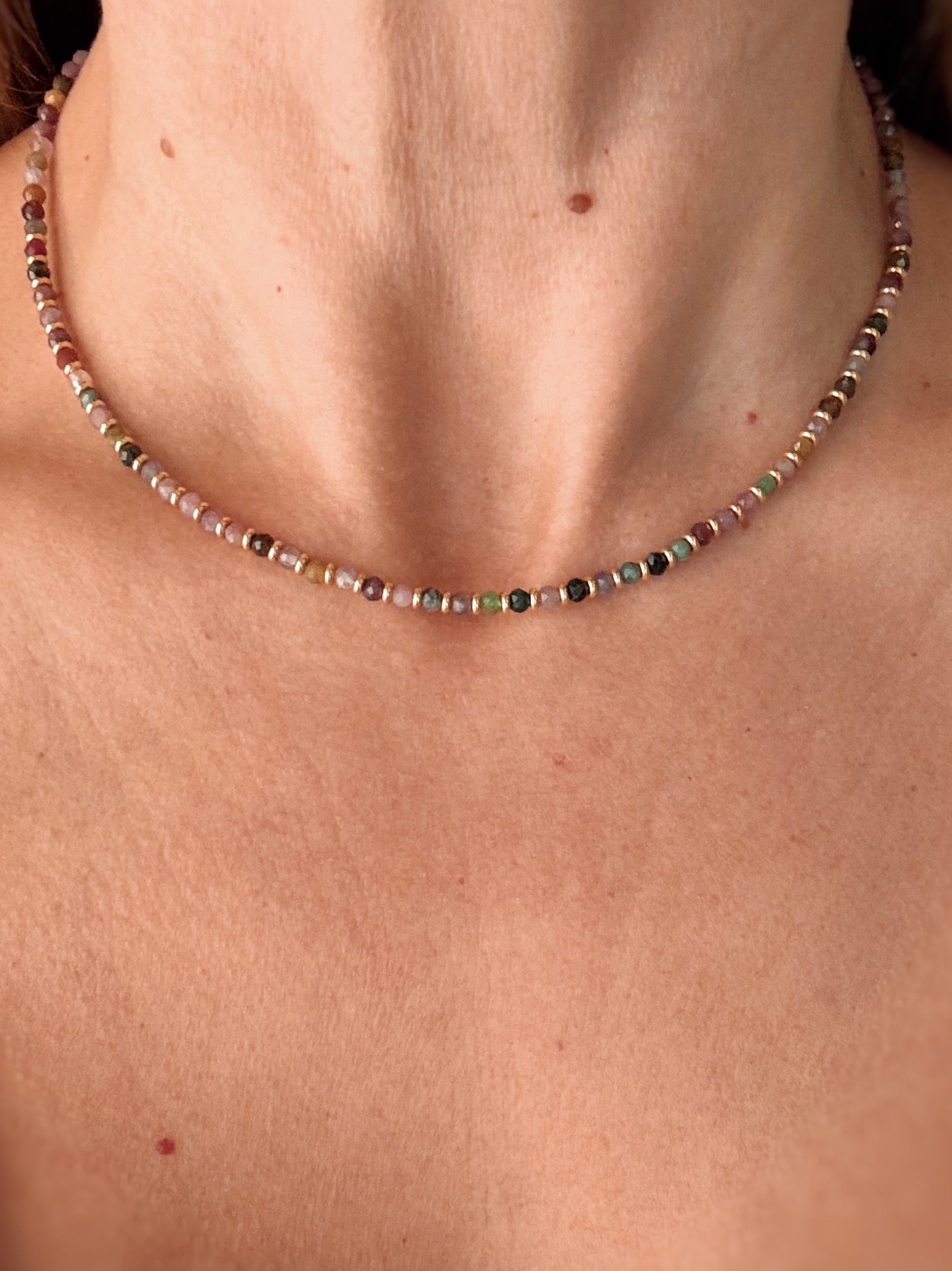 Collana con rondelle e tormalina