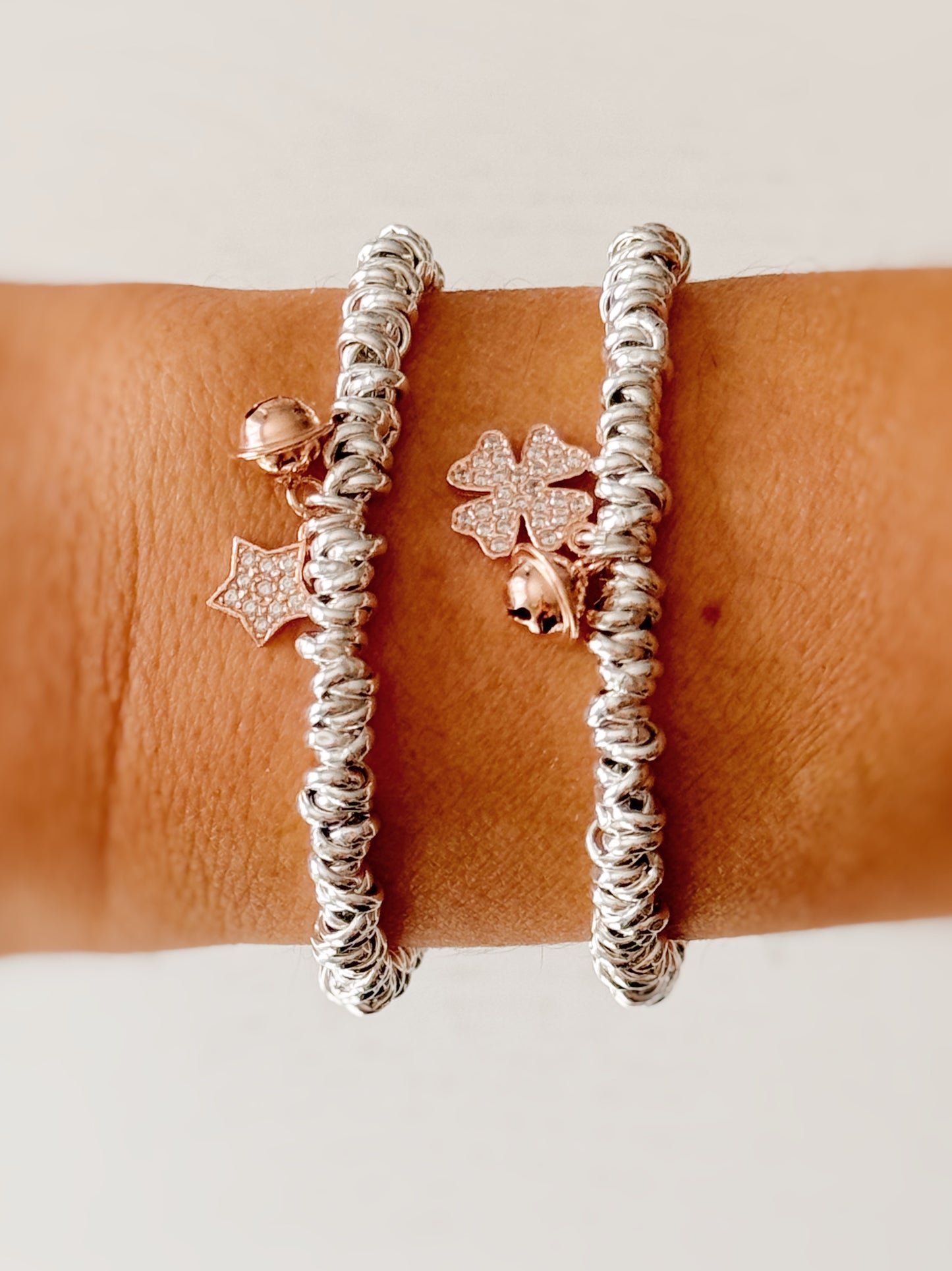 Bracciale Nodini e Charms