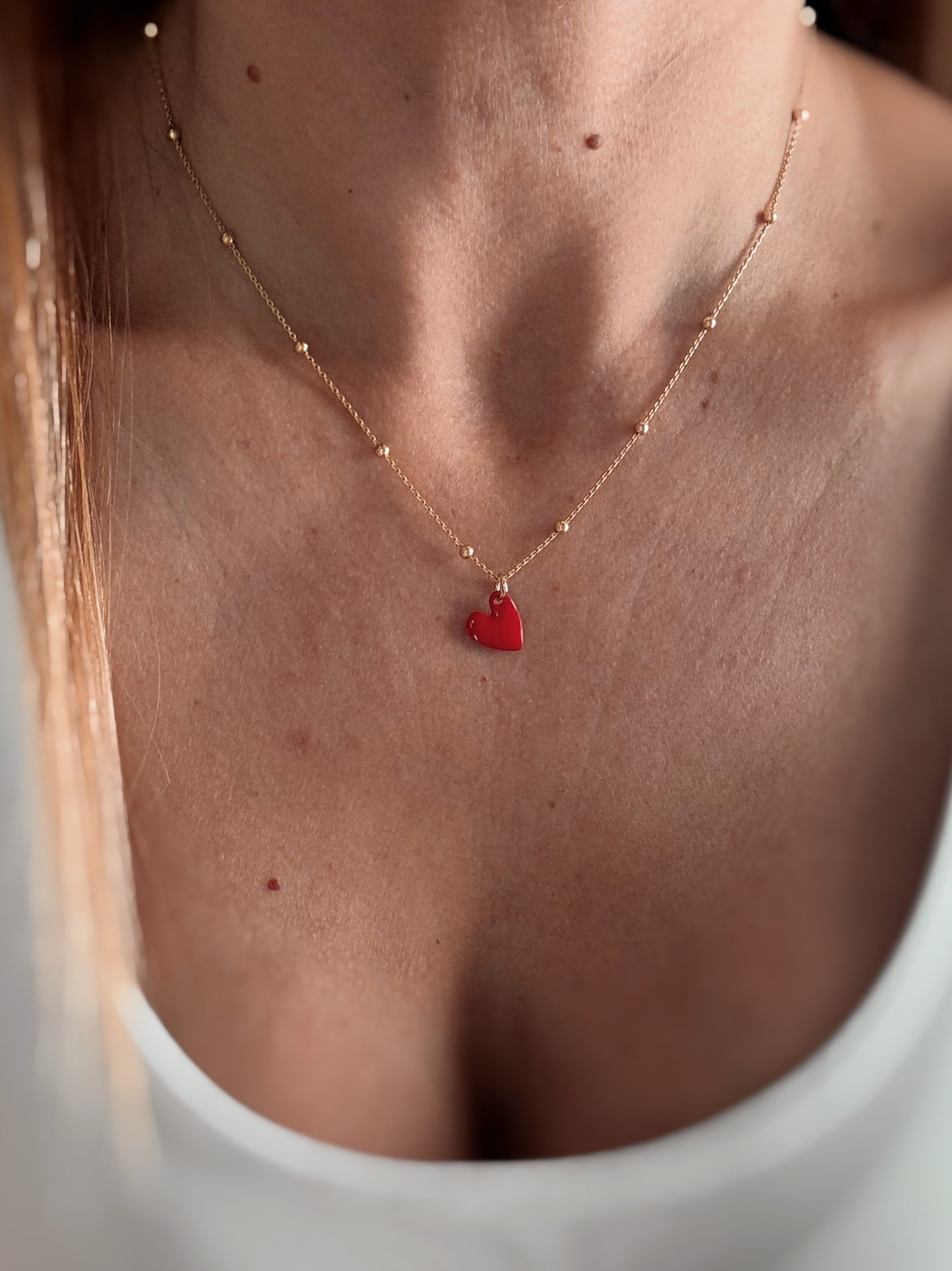 Collana con ciondolo mini cuore smaltato colorato