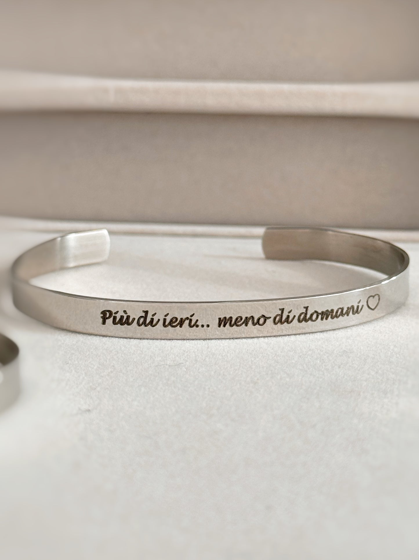 Bracciale rigido love