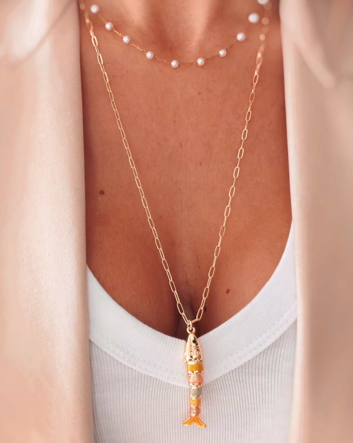 Collana lunga pesciolino pastello