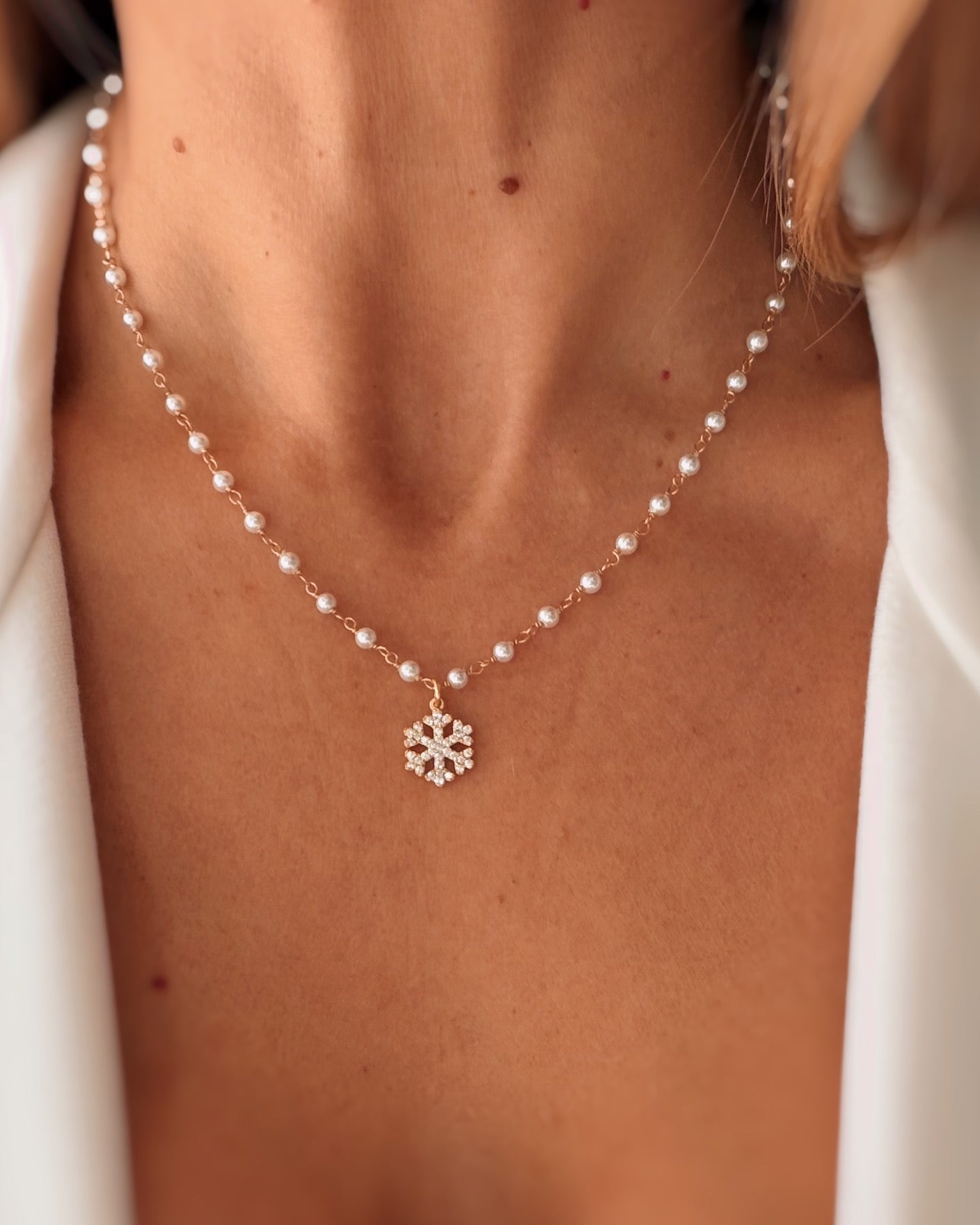 Girocollo perle e fiocco di neve
