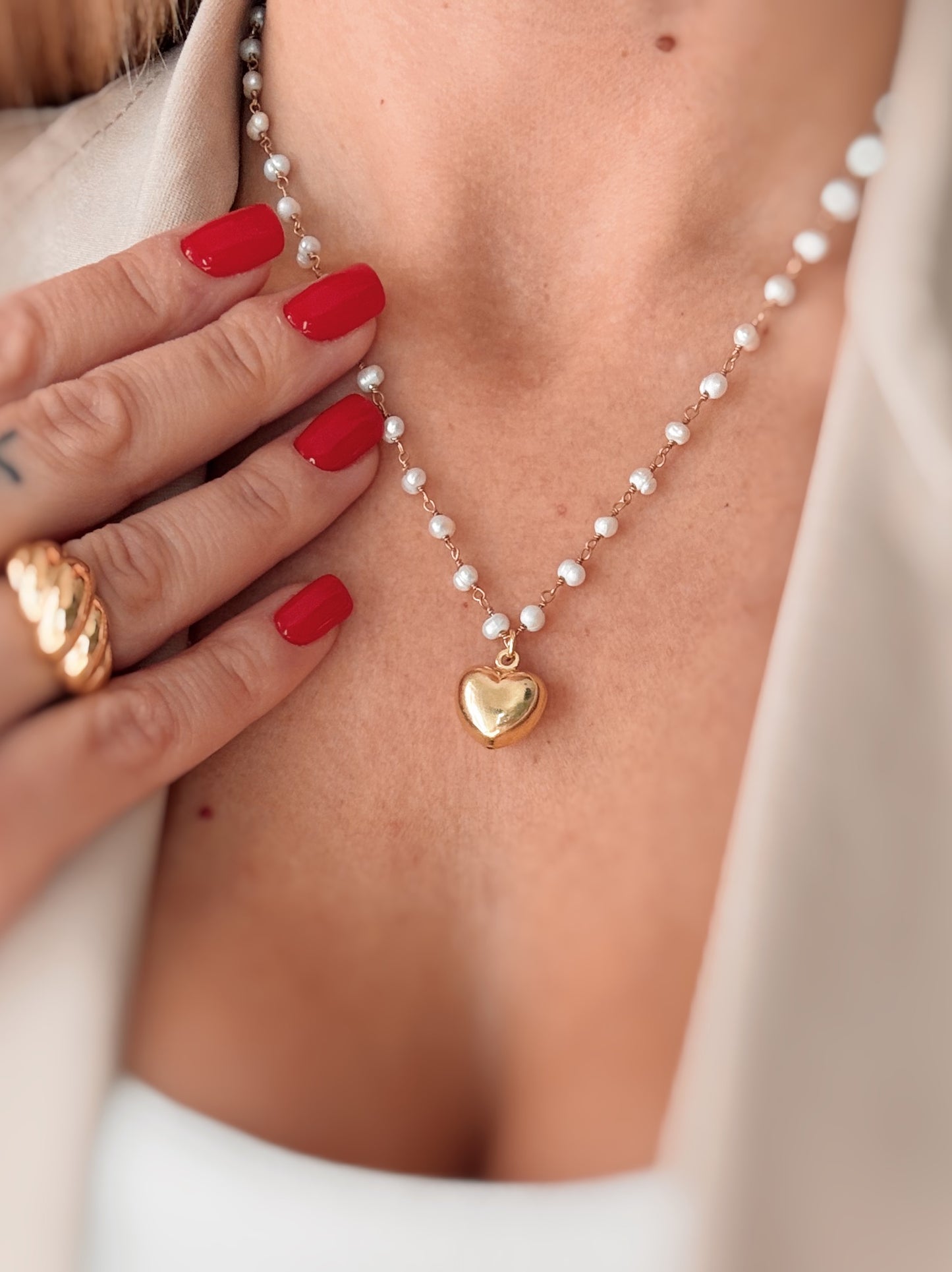 Collana rosario con perle e cuore