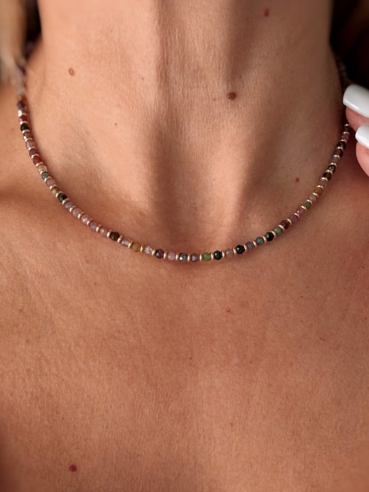 Collana con rondelle e tormalina
