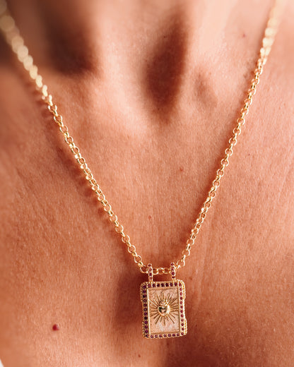 Collana piastrina cuore sacro e zirconi