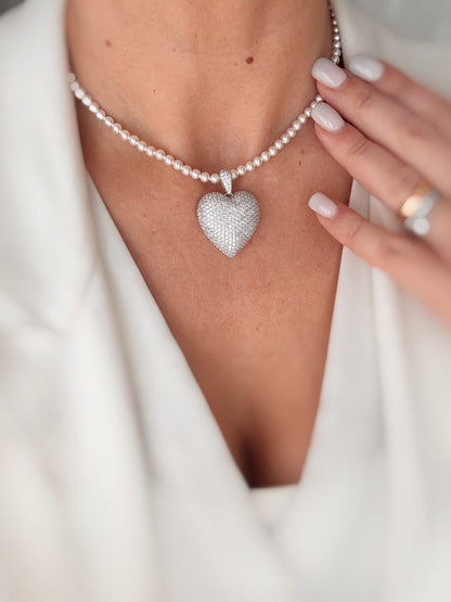 Collana di perle con cuore in zirconi piatto