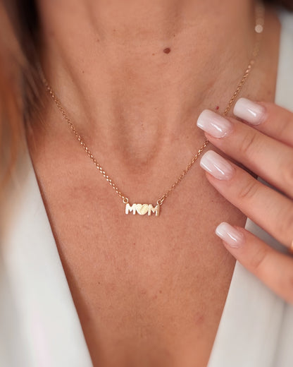 Collana Mom