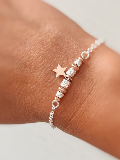 Bracciale granellini e charm